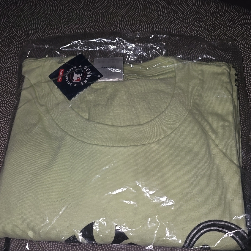 Supreme X NY Yankees Box Logo Beanie (Send Offers 100% Authentic)
